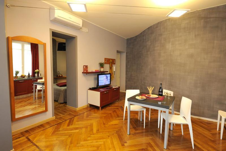 Dining Room 13