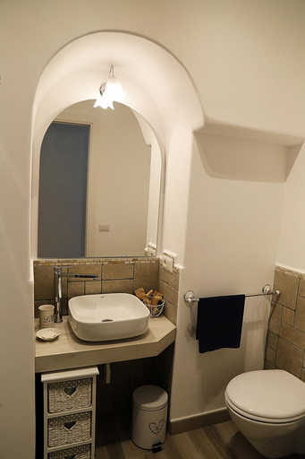 Bathroom 4, B&B Sunrise, Messina