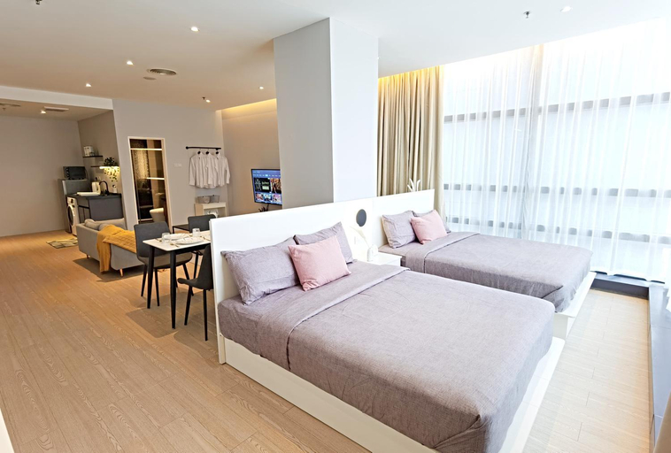 Bedroom 12
