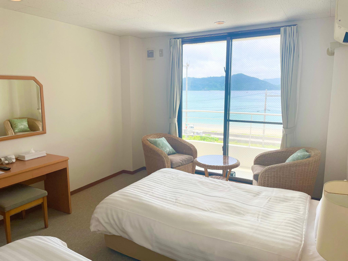 Others 5, KeramaBlueResort, Zamami