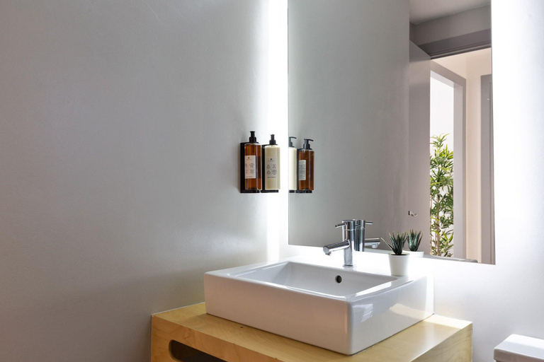 Bathroom 5, Sitges Group Blue and White, Barcelona