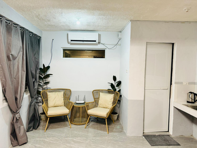 Others 3, The SD Apartment, Santa Ignacia