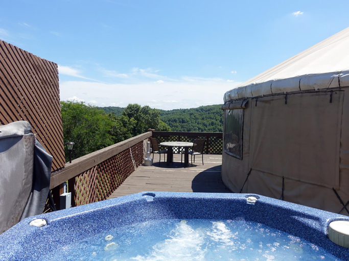 Sport & Beauty 4, StoneWind Retreat, Crawford