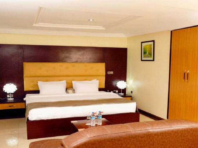Bedroom 2, Sweet Spirit Hotel & Suites, Port Harcourt, Obio/Akp