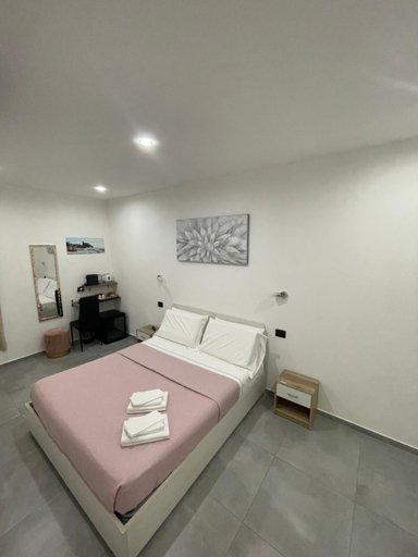Others 2, LE CAMERE DI OLTI, La Spezia