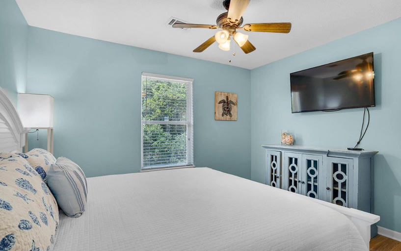 Bedroom 3, Sand Dollar B, Bay