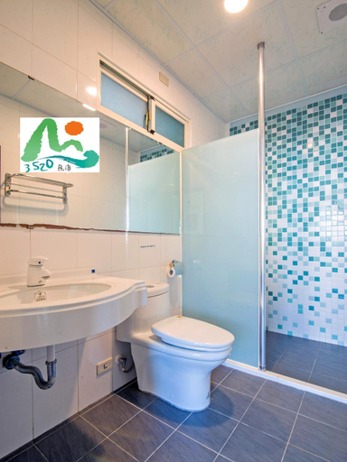 Bathroom 3, 3520 Homestay 台東縣民宿編號586號, Taitung