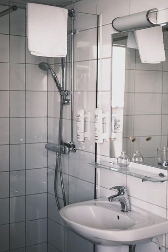 Bathroom 4, Skärgårdshotellet Hönö, Öckerö