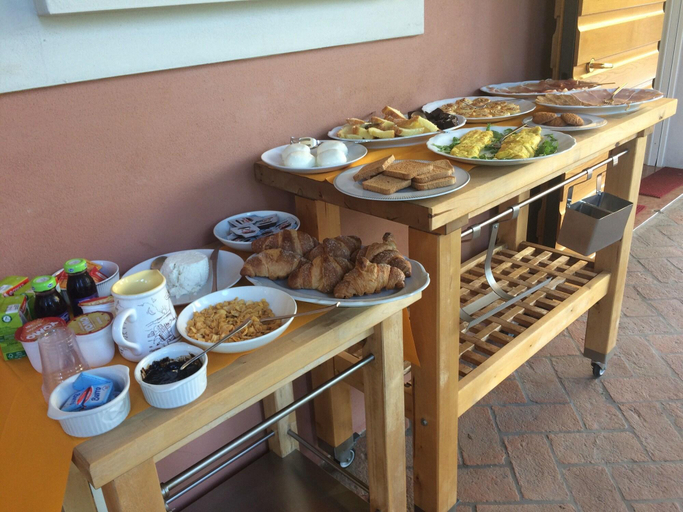 Food & Drinks 5, Villa Matildis, Modena