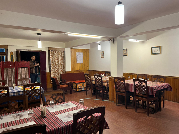 Food & Drinks 5, Mintokling Guest House, East Sikkim