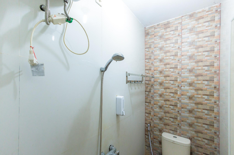 Bathroom 7