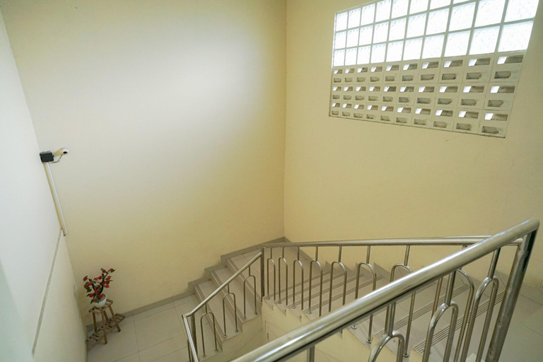 Public Area 3, RedDoorz near Exit Toll Sirkuit Sentul, Bogor