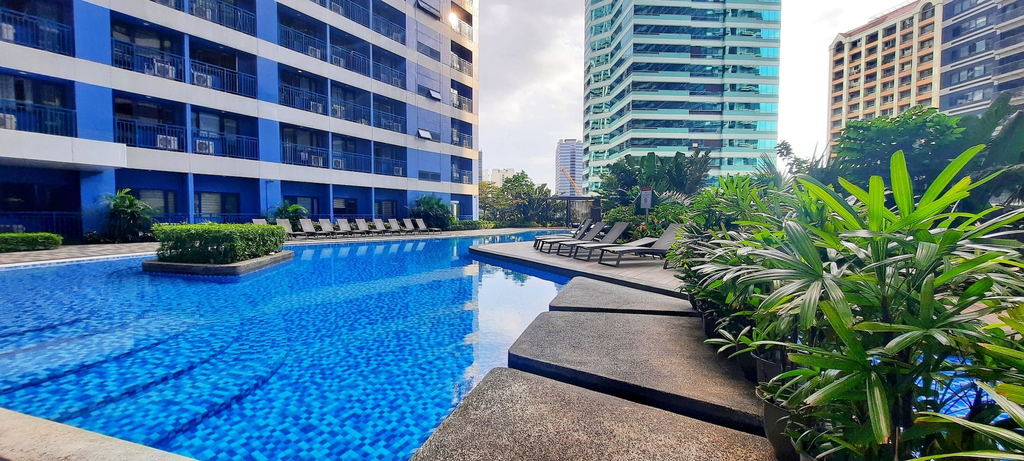 Air Residences-Modern studio w/ City skyline view, Makati City