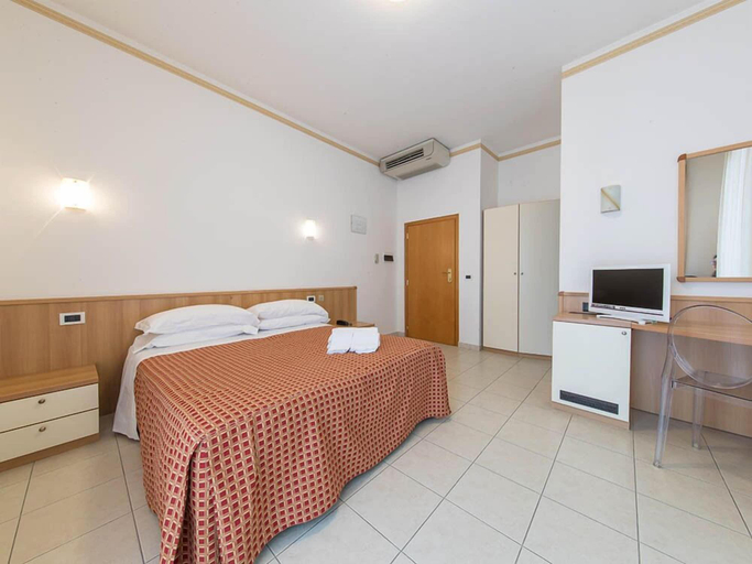 Bedroom 2, Ristorante Hotel Lucia, Teramo