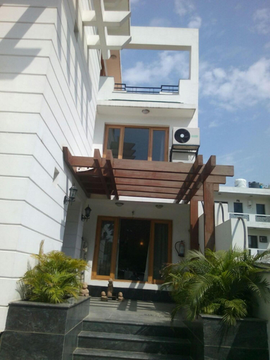 Exterior & Views 2, Ahuja Residency Cyber City I, Gurgaon