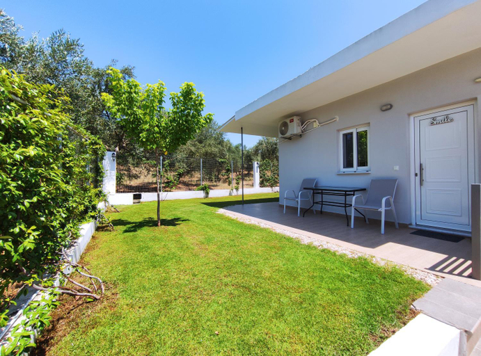 Others 5, Dimitra Apartments, Epirus