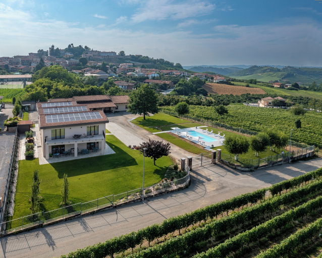 Exterior & Views 2, RELAIS PQLIN, Cuneo