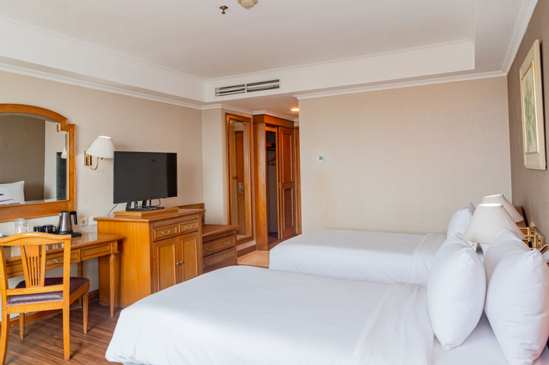 Bedroom 8