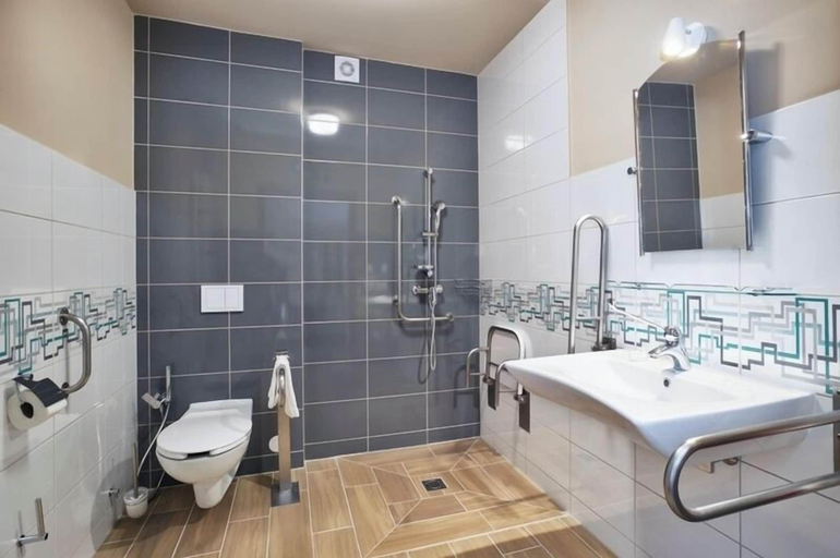 Bathroom 3, Instytut Zdrowia Sofra Fit & SPA Karpacz, Jelenia Góra