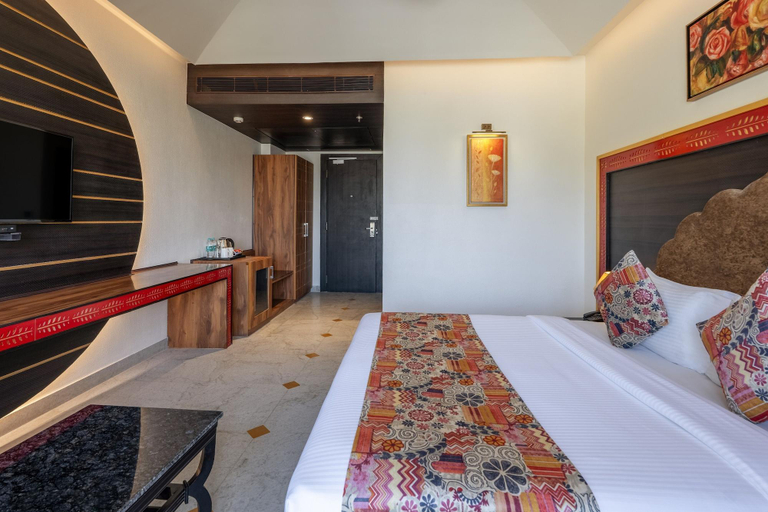 Bedroom 3, Hotel Bhopal Palace Udaipur, Udaipur