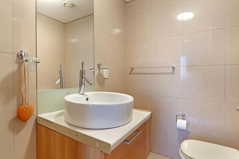 Bathroom 5, Horizon Bay 1201, City of Cape Town