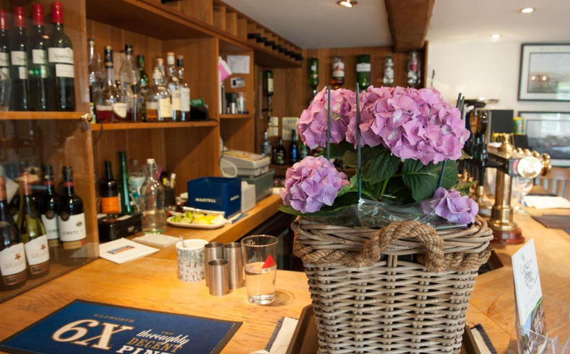 Food & Drinks 5, The Langton Arms, Dorset