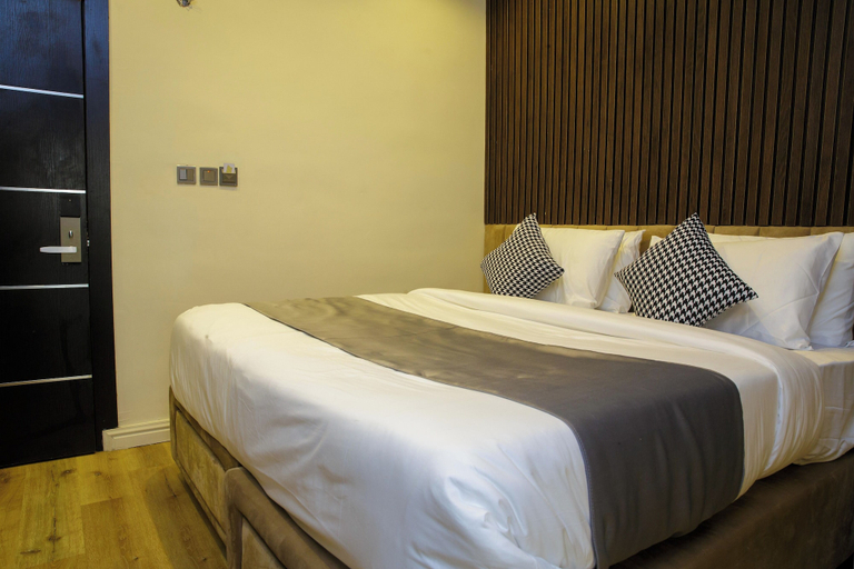 Bedroom 2, Mr Bay Hotel, Agege