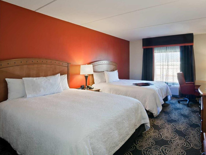 Bedroom 3, Hampton Inn & Suites-Dallas Allen, Collin