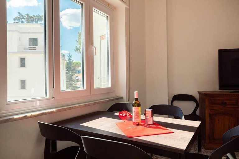Others 5, Luminous Family Apt With Balcony By St Peter'S , Roma