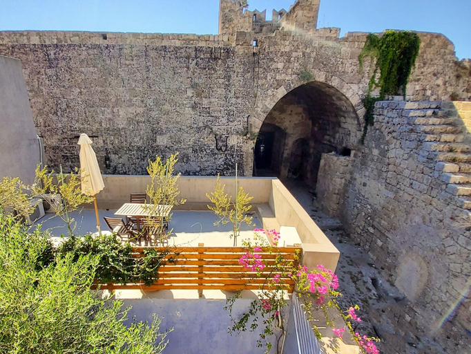 Others 4, Saint George Studios, South Aegean
