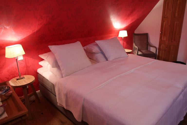 Bedroom 9