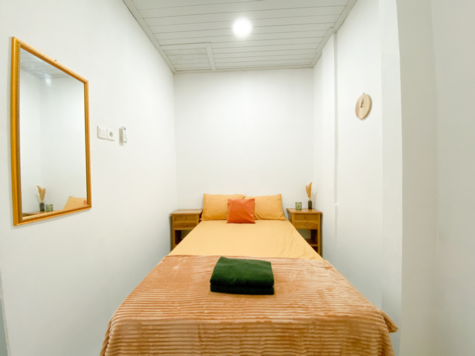Bedroom 13