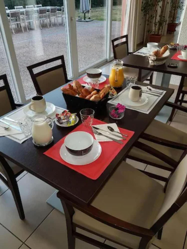 Others 5, Zenao Appart Hotel Yzeure, Allier