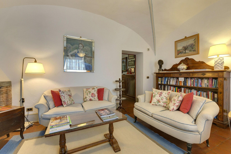 Public Area 4, Villa Le Barone, Florence
