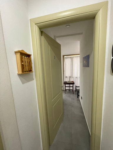Others 5, LE CAMERE DI OLTI, La Spezia