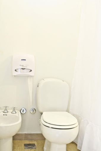 Bathroom 4, BA Stop Hostel, Distrito Federal