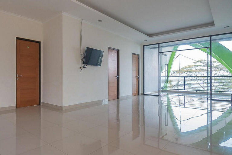 Public Area, RedDoorz Syariah @ Sarongge Cianjur, Cianjur