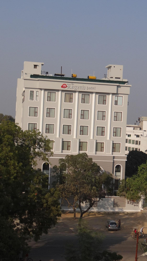 Exterior & Views 4, The Legend Hotel, Kaushambi