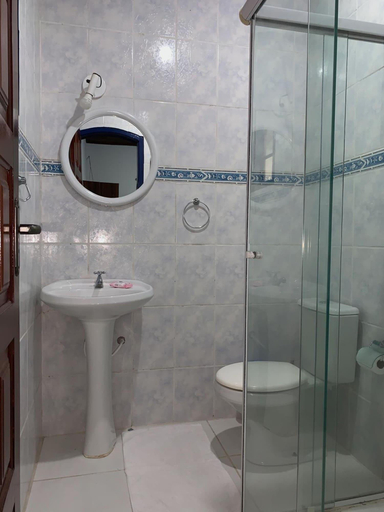 Bathroom 3, Pousada Manacá, Parati