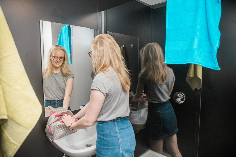 Bathroom, De Draecke Hostel, Oost-Vlaanderen