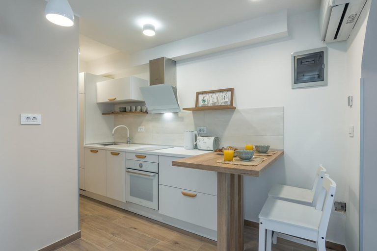 Others 5, Apartment Norah with private parking, Pula