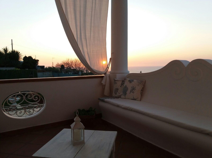 Bedroom 2, Villa Cristina, Napoli