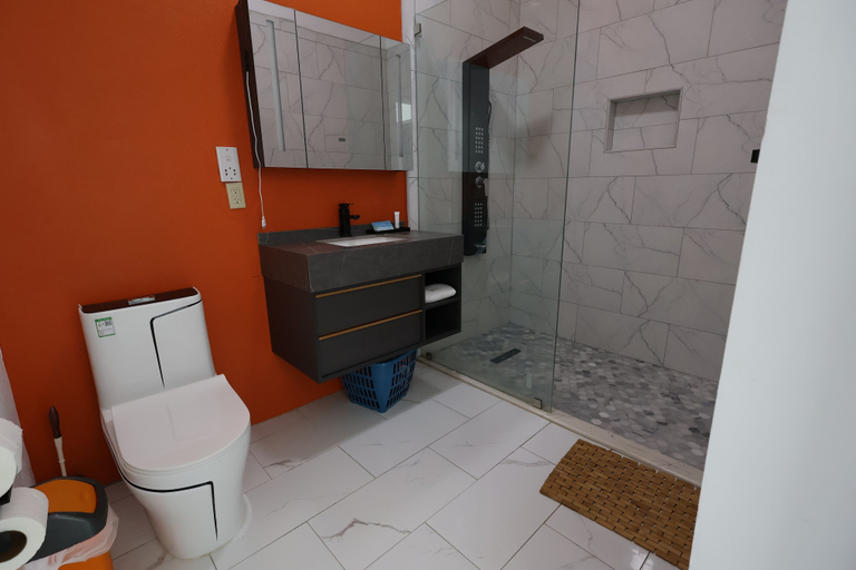 Bathroom 4, PARIS Villas Tropical Suite