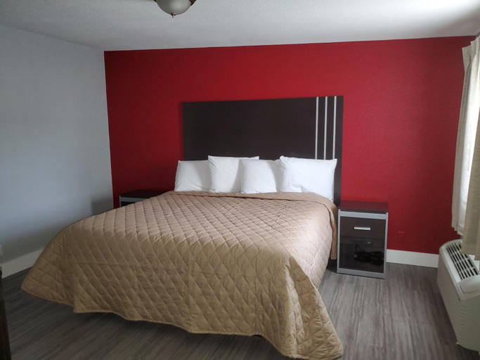 Bedroom, Rodeway Inn Kingsland TX - Lake LBJ, Burnet