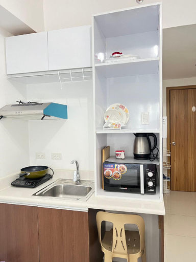 Dining Room 9