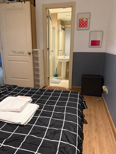 One Bedroom with Balcony City view, Makati City