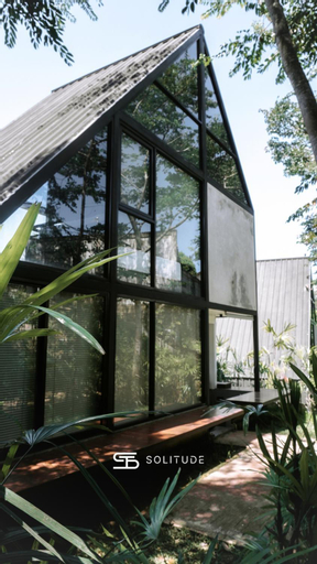 Exterior & Views 25