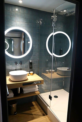 Bathroom 5, Ibis Styles Le Treport Mers Les Bains, Somme