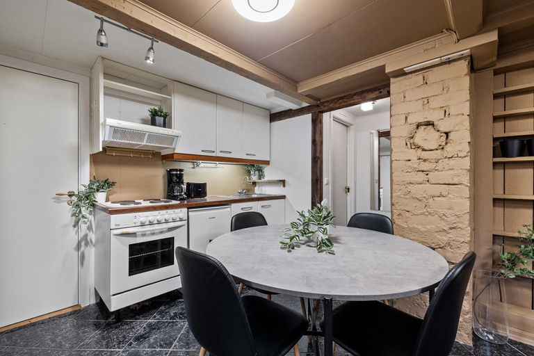 Others 5, Historic Reykjavik Apartment - Best Location, Reykjavík