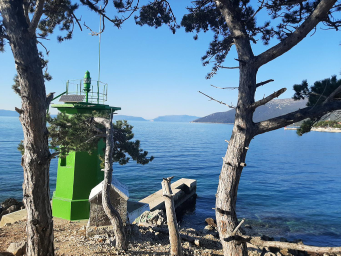 Others 4, Room Eta, Cres